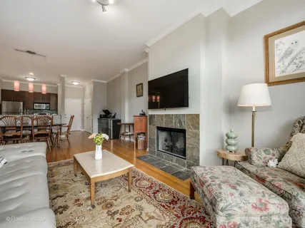 $395,000 | 2089 West Wabansia Avenue, Unit 202, Chicago, IL 60647