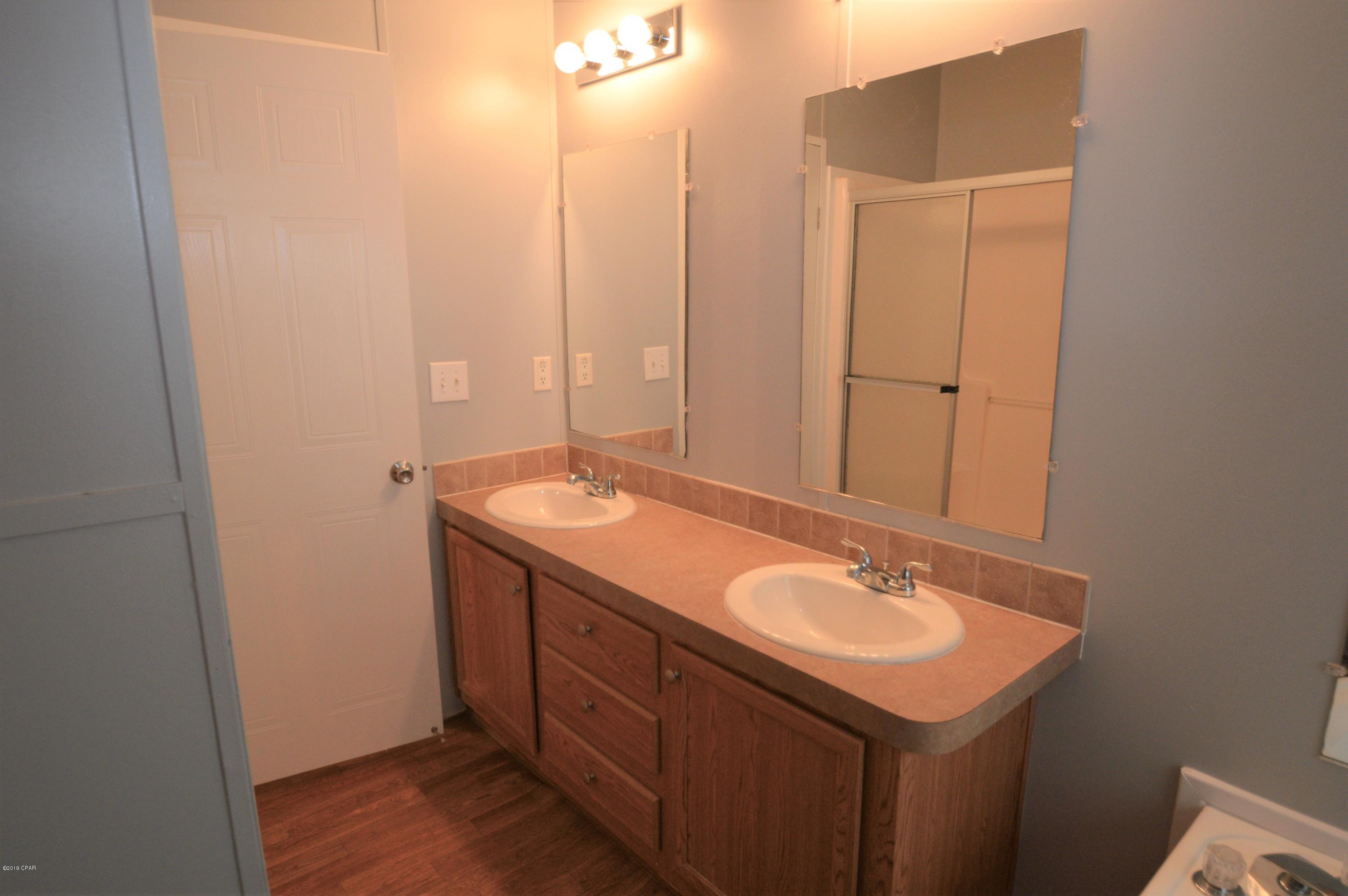 7216 Roadrunner Road Youngstown, FL 32466 - Photo 15 of 24 Gallery Image 15