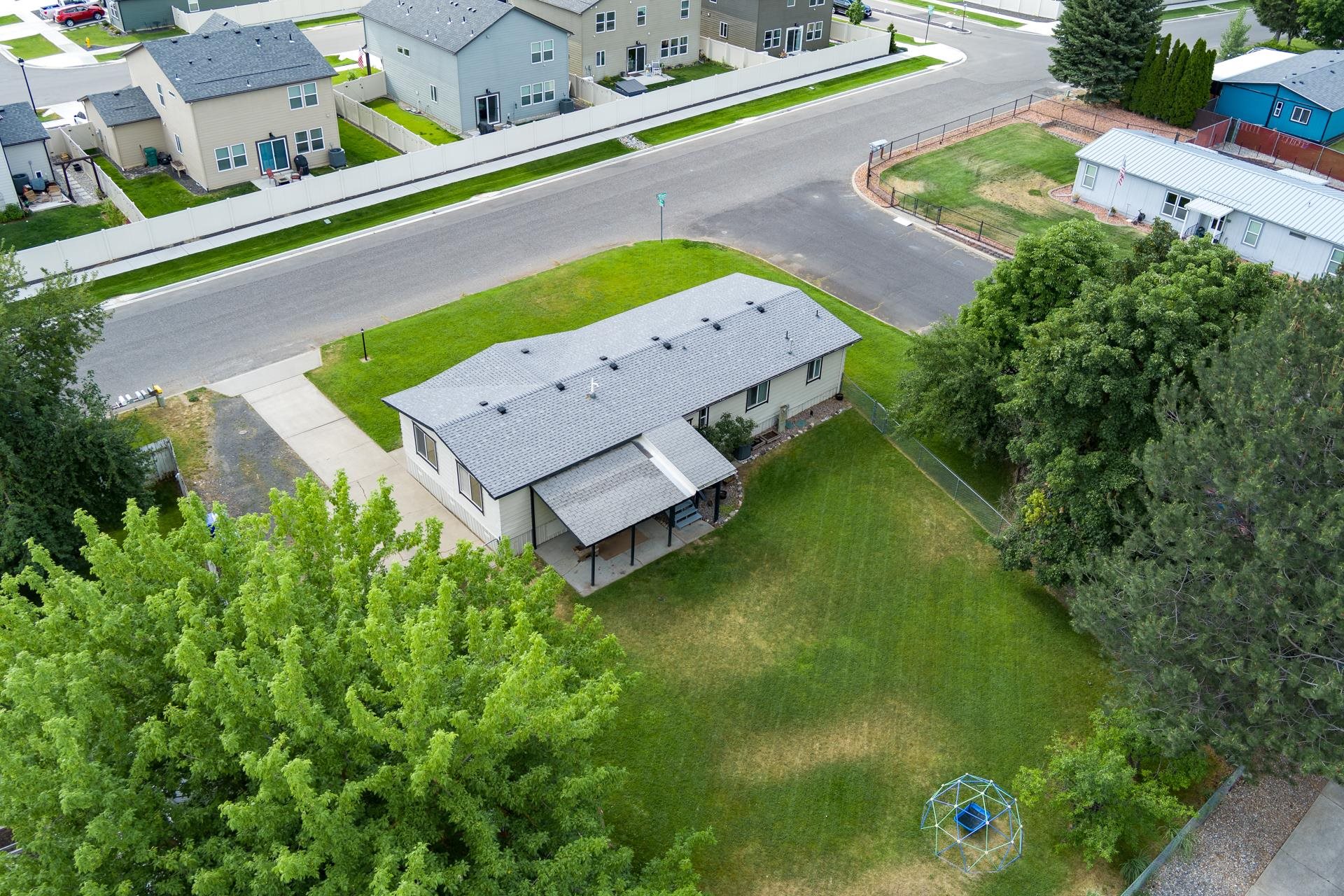 3306 East 4th Court Mead, WA 99021 - Photo 6 of 42