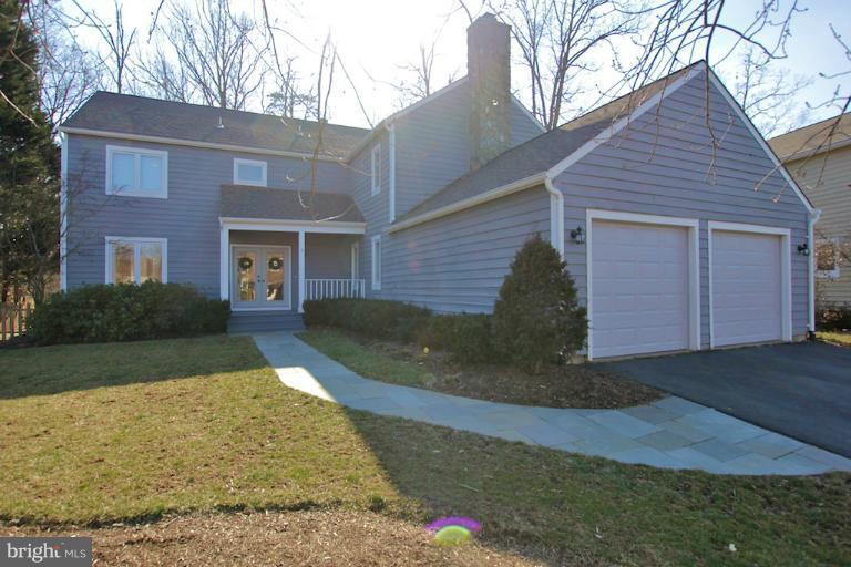 7 Rutledge Court Sterling, VA 20165 - Photo 1 of 27 Exterior (Front)
