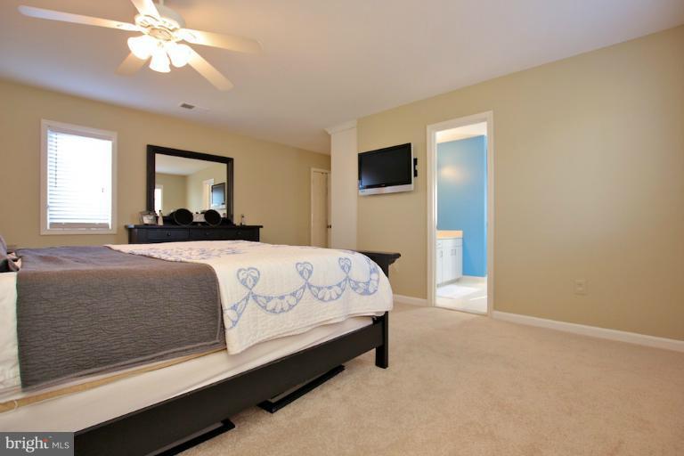 7 Rutledge Court Sterling, VA 20165 - Photo 13 of 27 Bedroom