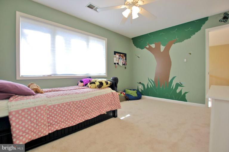 7 Rutledge Court Sterling, VA 20165 - Photo 7 of 27 Bedroom