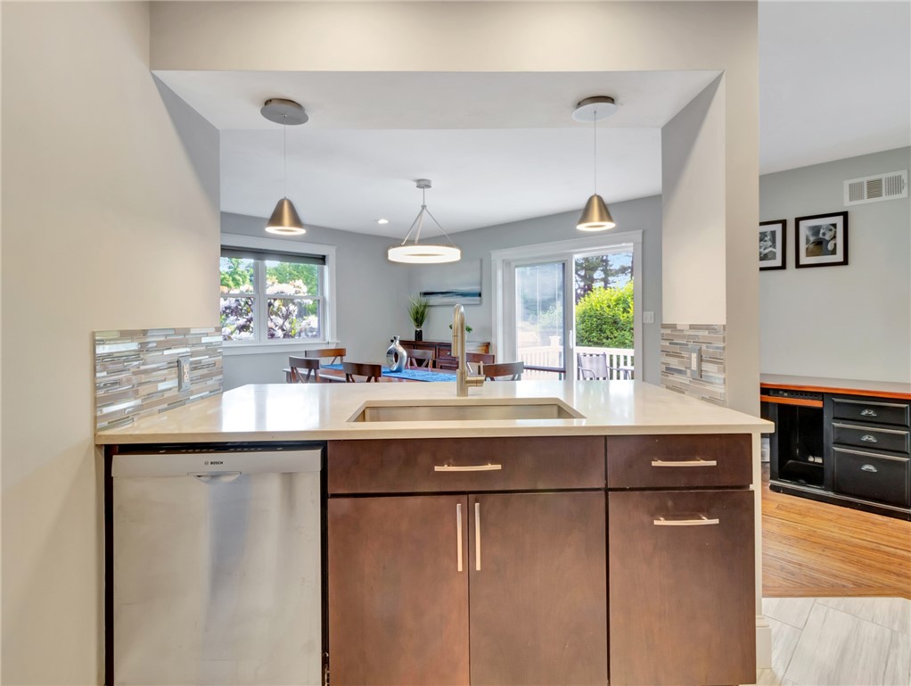 447 Stafford Road, Unit A1 Tiverton, RI 02878 - Photo 6 of 33