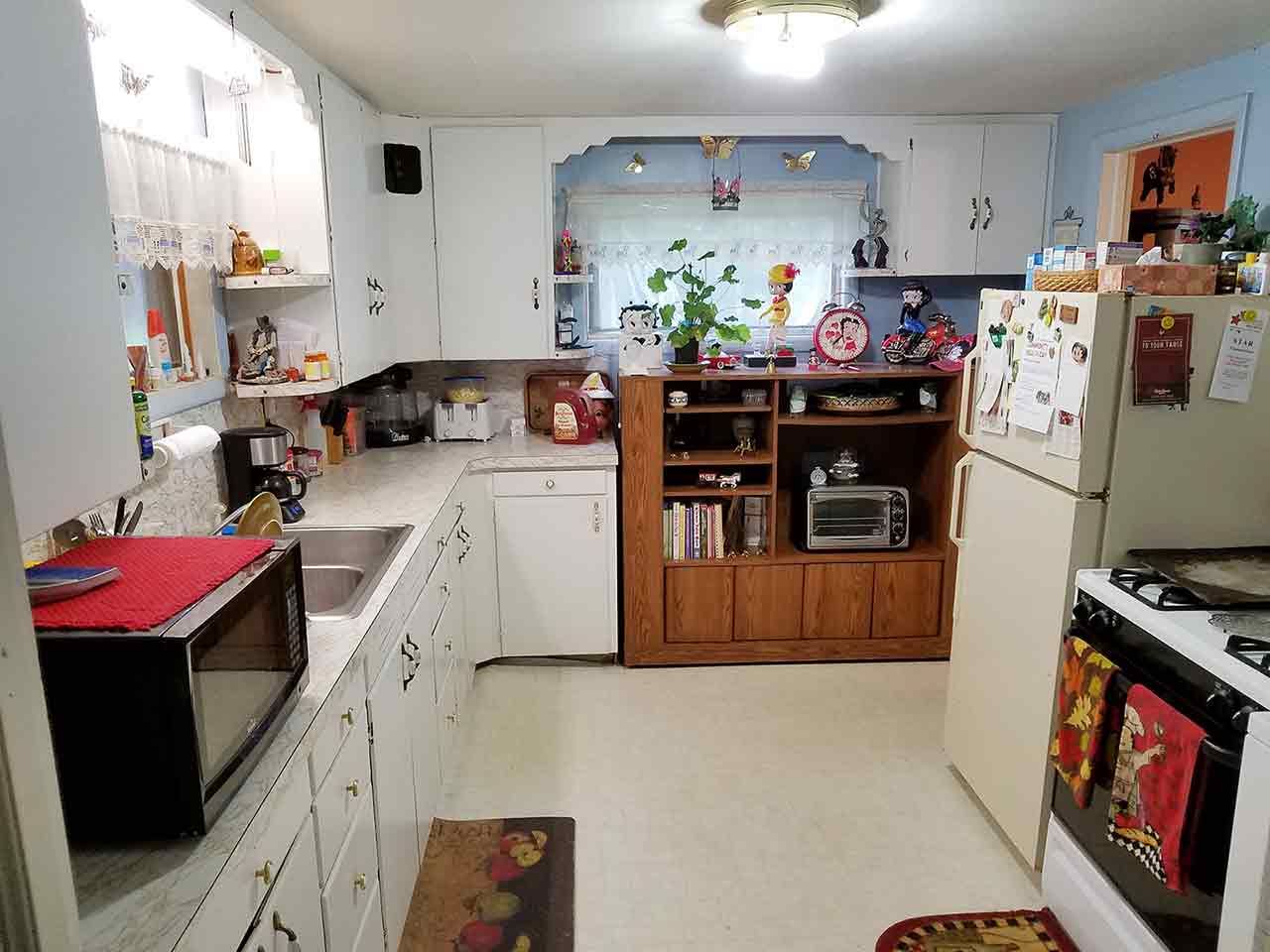 3310 East Shaughniss Road Angola, IN 46703 - Photo 12 of 29 Gallery Image 12