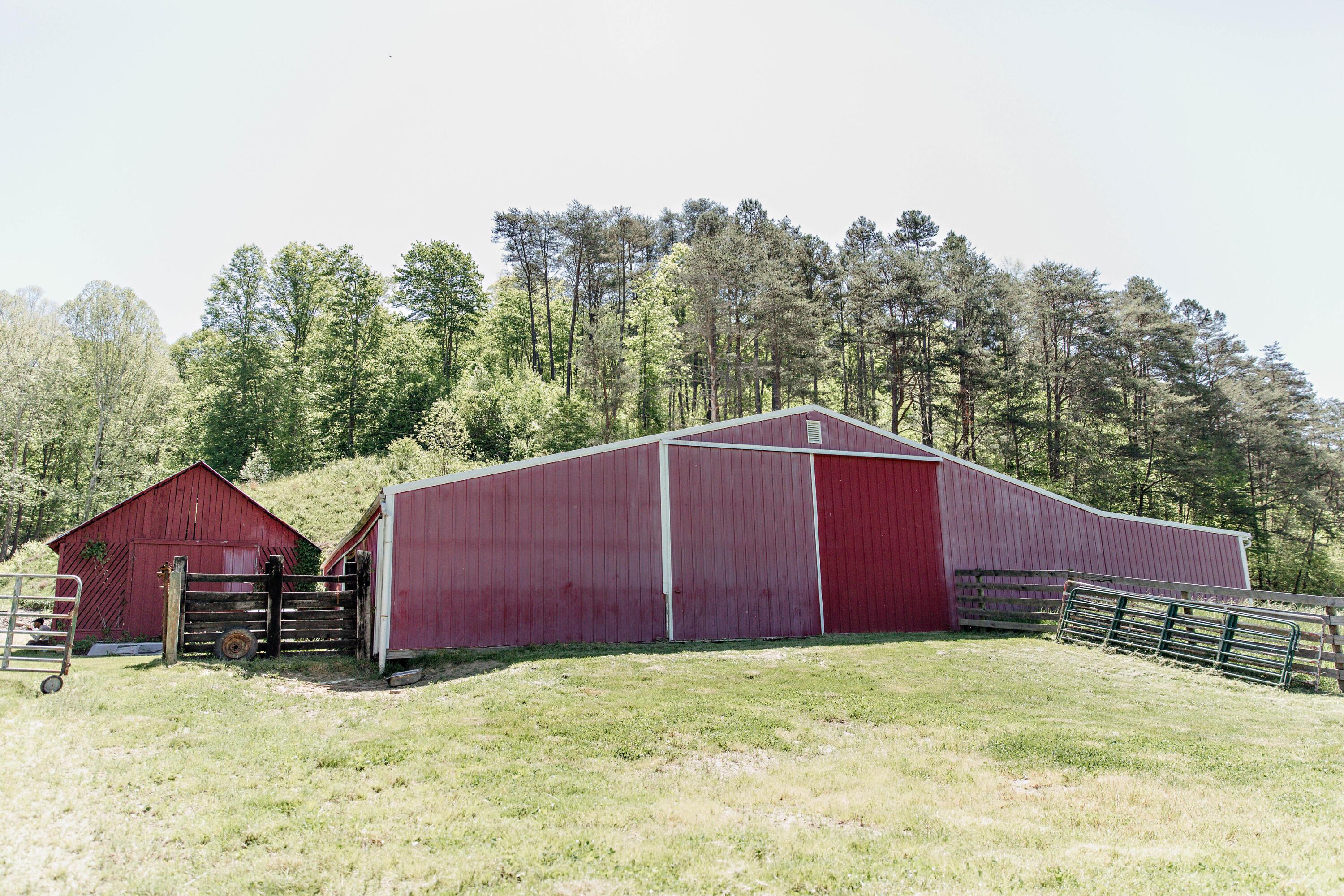 2734 Erwin Road Jackson, OH 45640 - Photo 4 of 60 054
