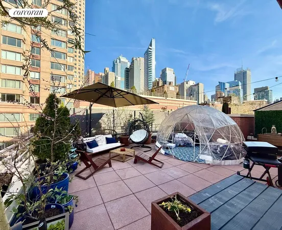 $1,249,000 | 393 West 49th Street, Unit 5CC | Hell's Kitchen