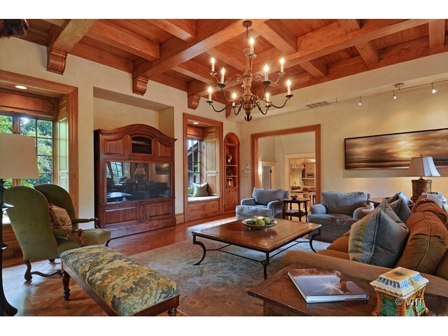 611 South County Line Road Hinsdale, IL 60521 - Photo 9 of 25