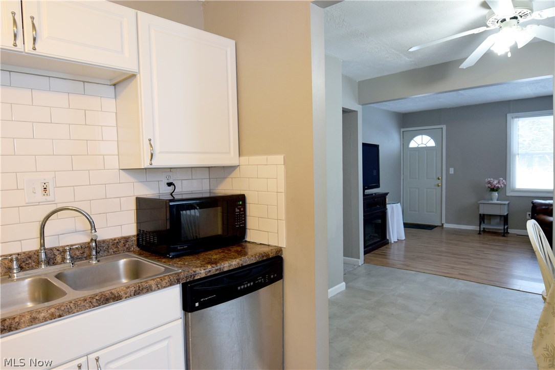 3481 Templeton Road Northwest Warren, OH 44481 - Photo 8 of 35 Gallery Image 8