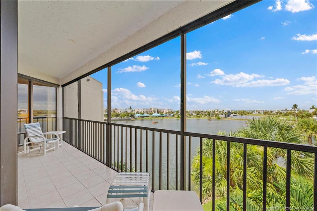 221 Northeast Plantation Road, Unit 406 Stuart, FL 34996 - Photo 34 of 49 Gallery Image 34