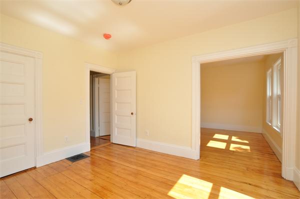 25 Windermere Road Boston, MA 02125 - Photo 16 of 30 Gallery Image 16