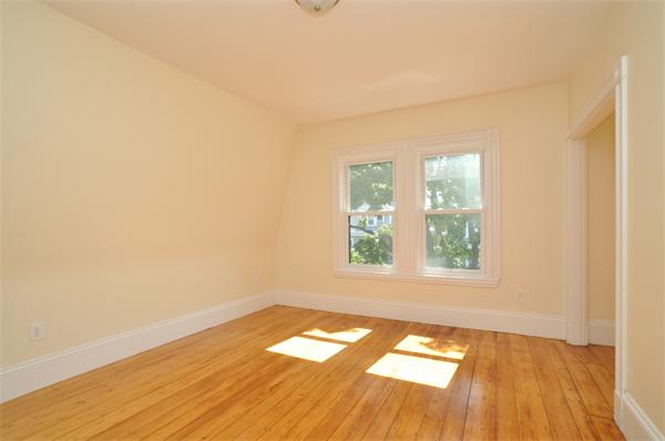 25 Windermere Road Boston, MA 02125 - Photo 18 of 30 Gallery Image 18