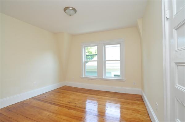 25 Windermere Road Boston, MA 02125 - Photo 20 of 30 Gallery Image 20