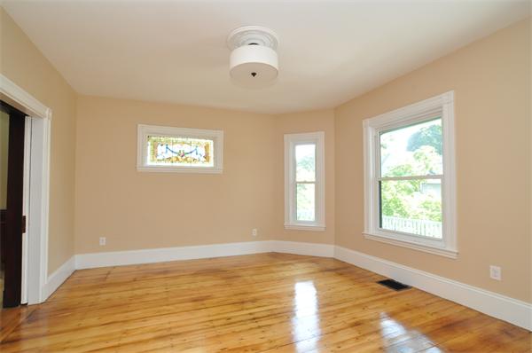 25 Windermere Road Boston, MA 02125 - Photo 10 of 30 Gallery Image 10