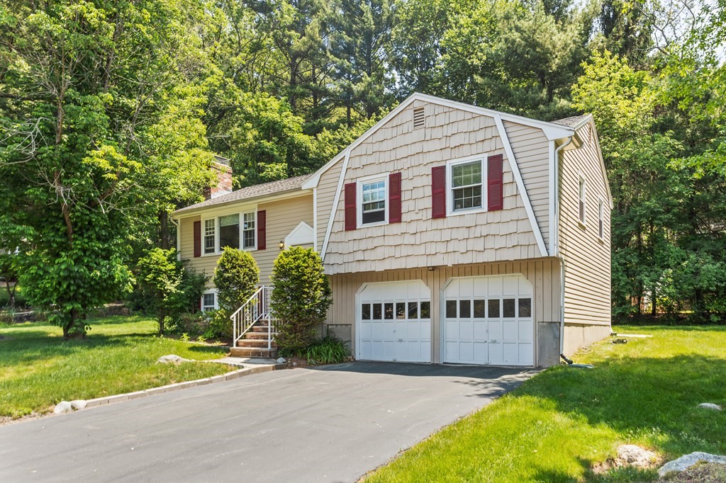 12 Trayer Road Canton, MA 02021 - Photo 1 of 38 Gallery Image 1