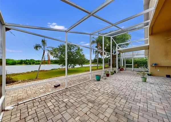 $579,900 | 220 Rosana Drive, Brandon, FL 33511