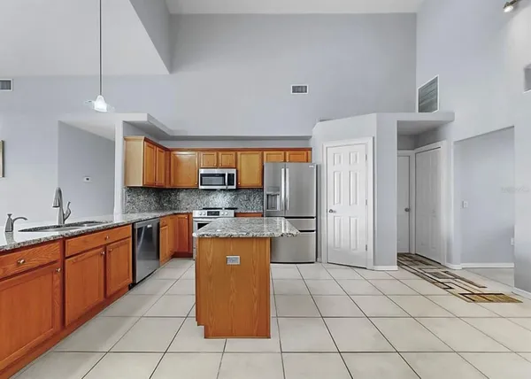 $579,900 | 220 Rosana Drive, Brandon, FL 33511