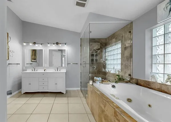 $579,900 | 220 Rosana Drive, Brandon, FL 33511