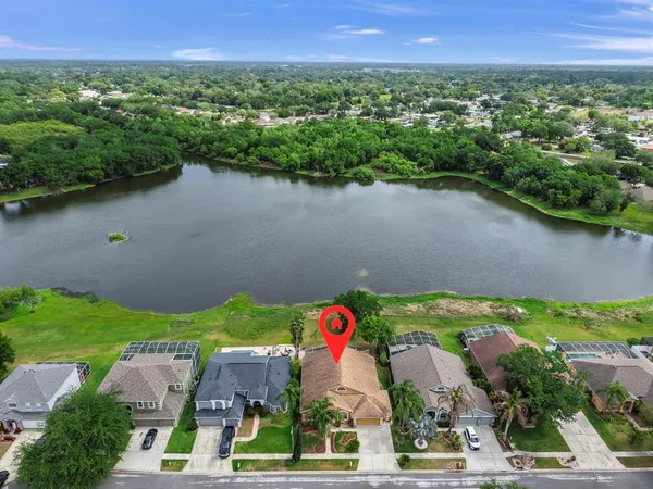 $579,900 | 220 Rosana Drive, Brandon, FL 33511