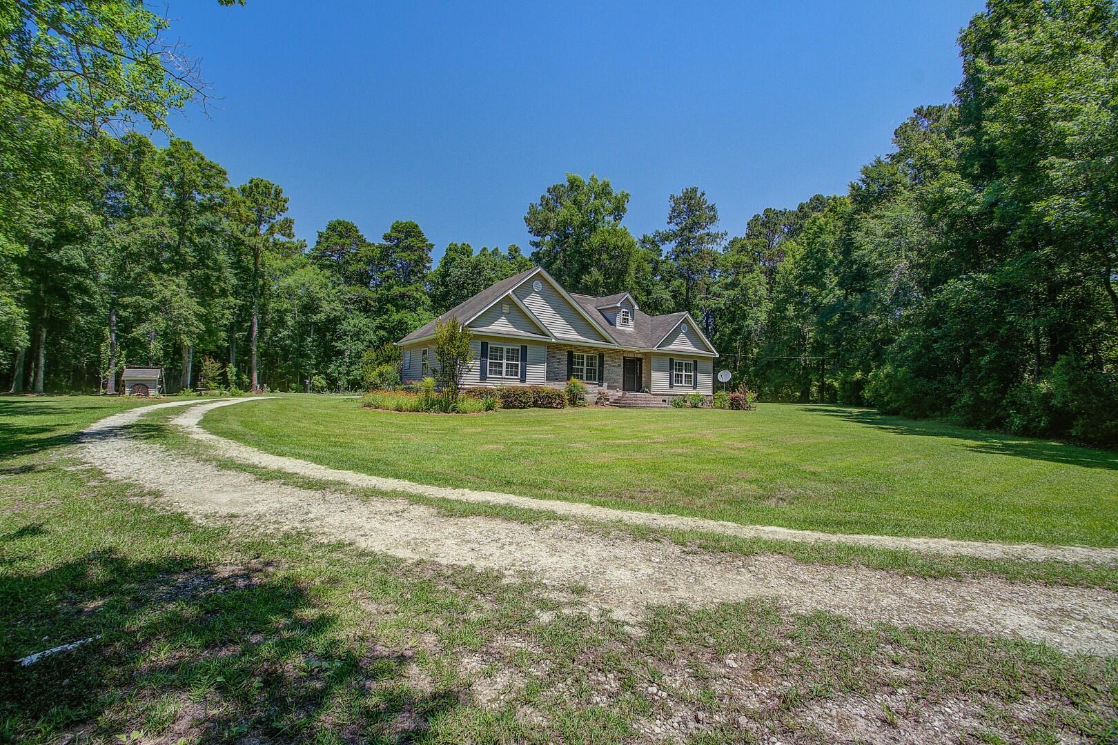 334 County Rd O C - 3128 Holly Hill, SC 29059 - Photo 4 of 71