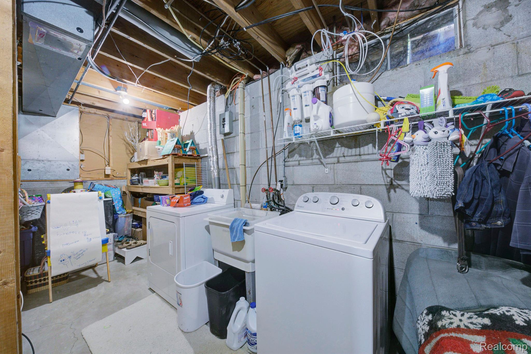 6154 Clarkston Road Clarkston, MI 48346 - Photo 25 of 73 LAUNDRY STORAGE