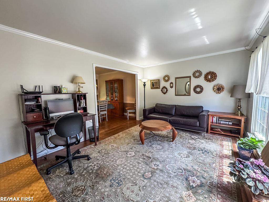 199 Saxon Court Rochester Hills, MI 48307 - Photo 5 of 28