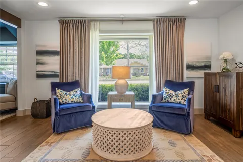$535,000 | 1911 Stebbins Drive, Houston, TX 77043