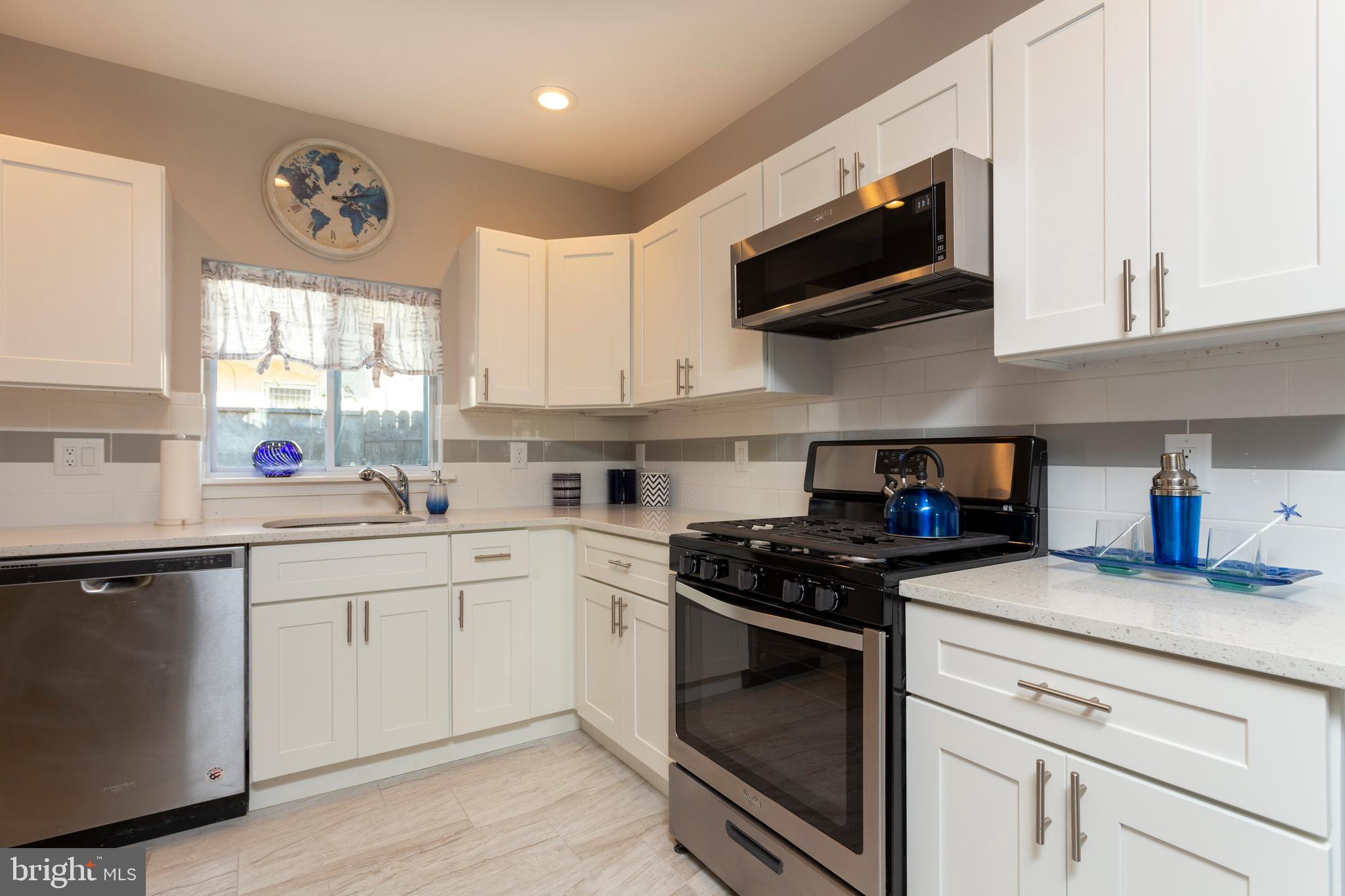 2751 Earp Street Philadelphia, PA 19146 - Photo 7 of 19 Kitchen