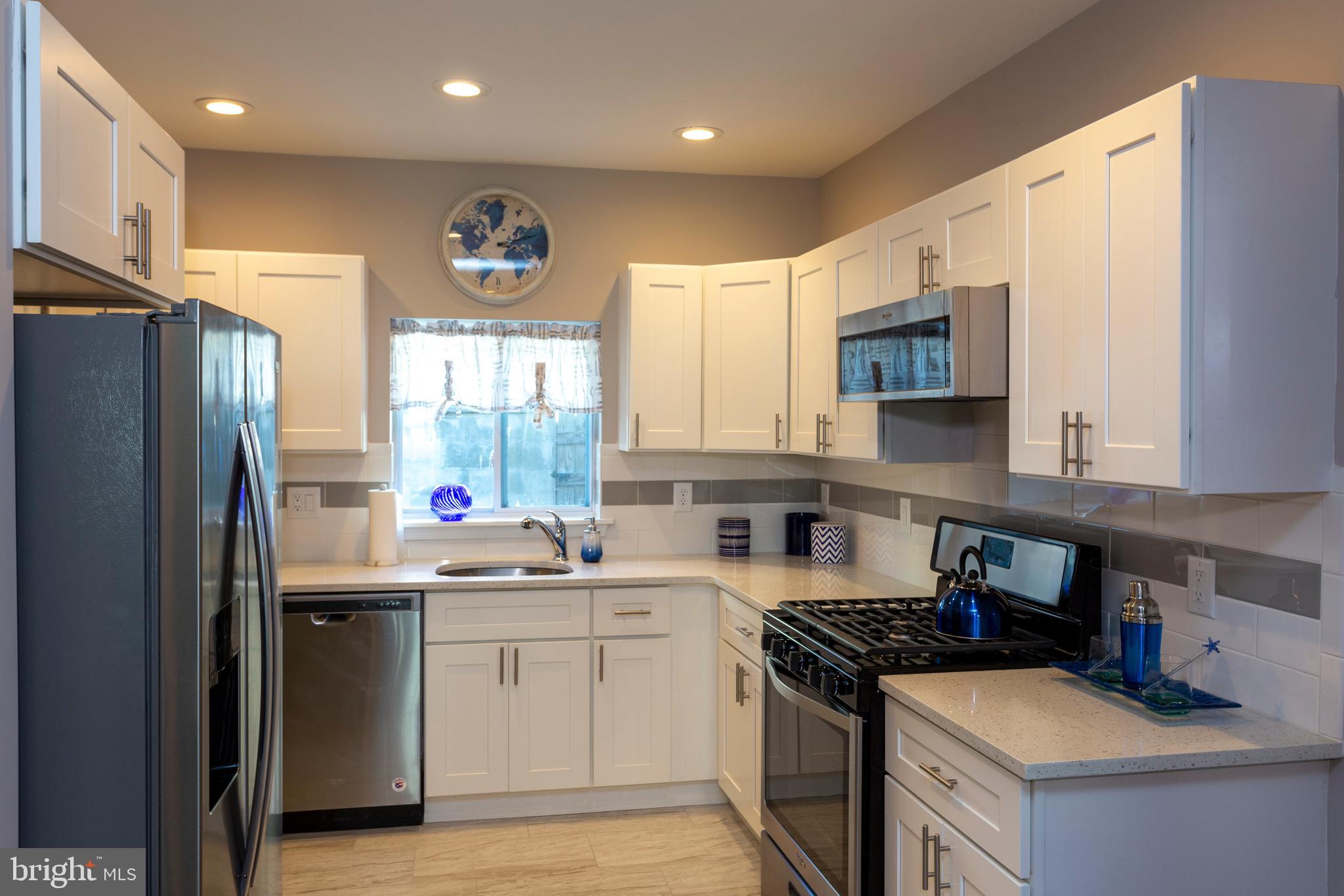 2751 Earp Street Philadelphia, PA 19146 - Photo 8 of 19 Kitchen