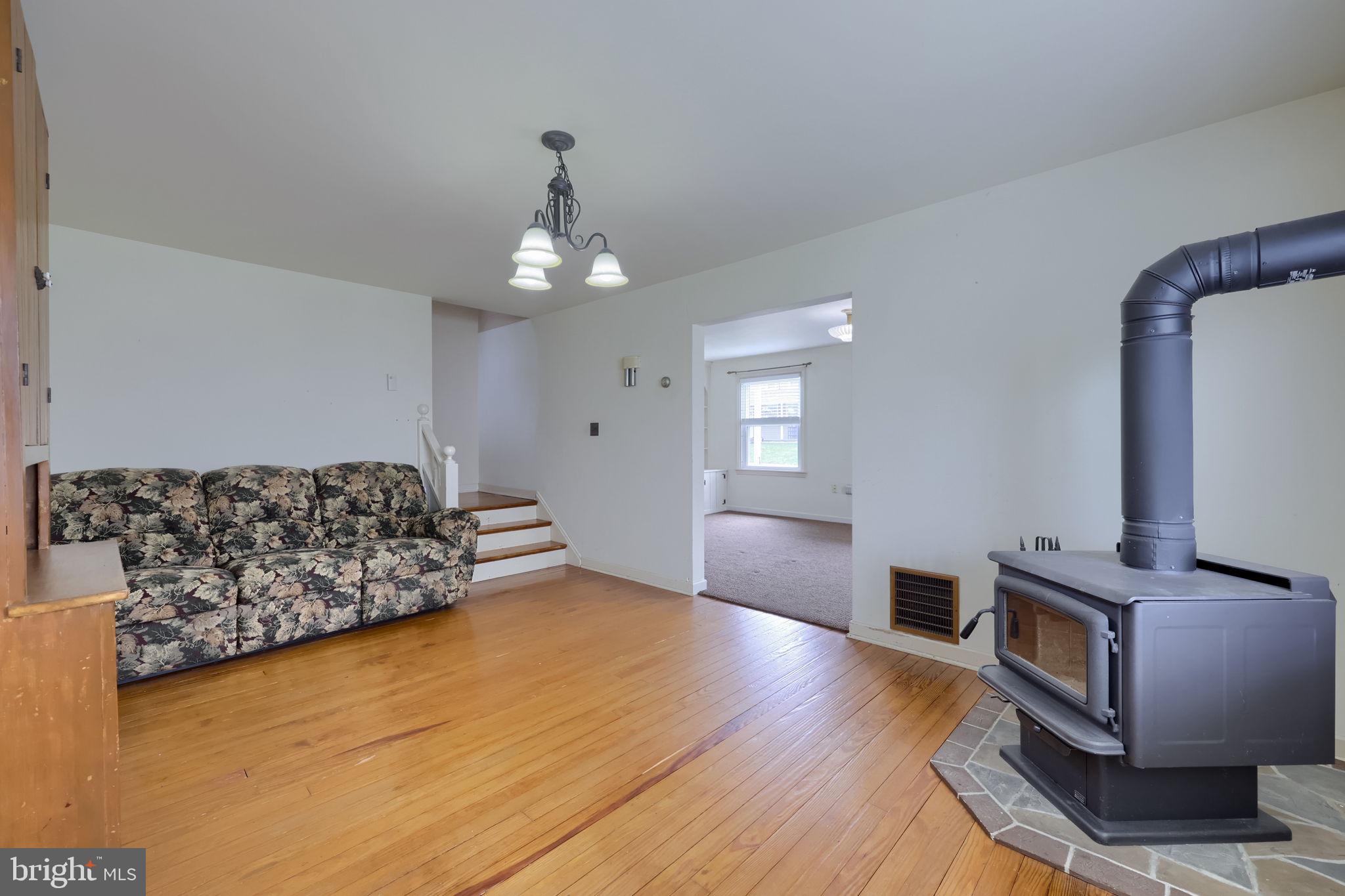 1316 Newport Road Manheim, PA 17545 - Photo 13 of 44