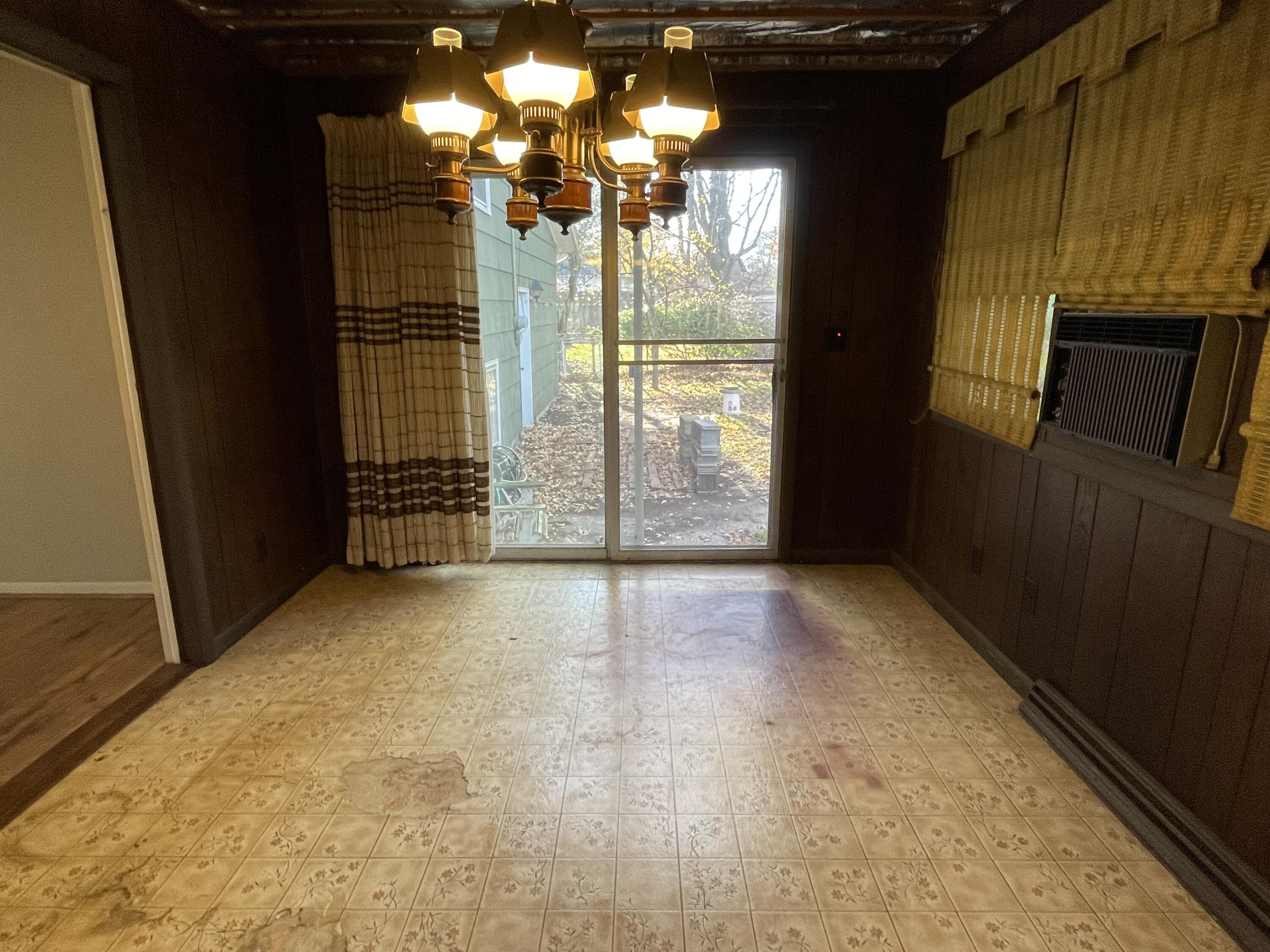 1580 Princeton Road Muskegon, MI 49441 - Photo 12 of 27 Enclosed Back Patio