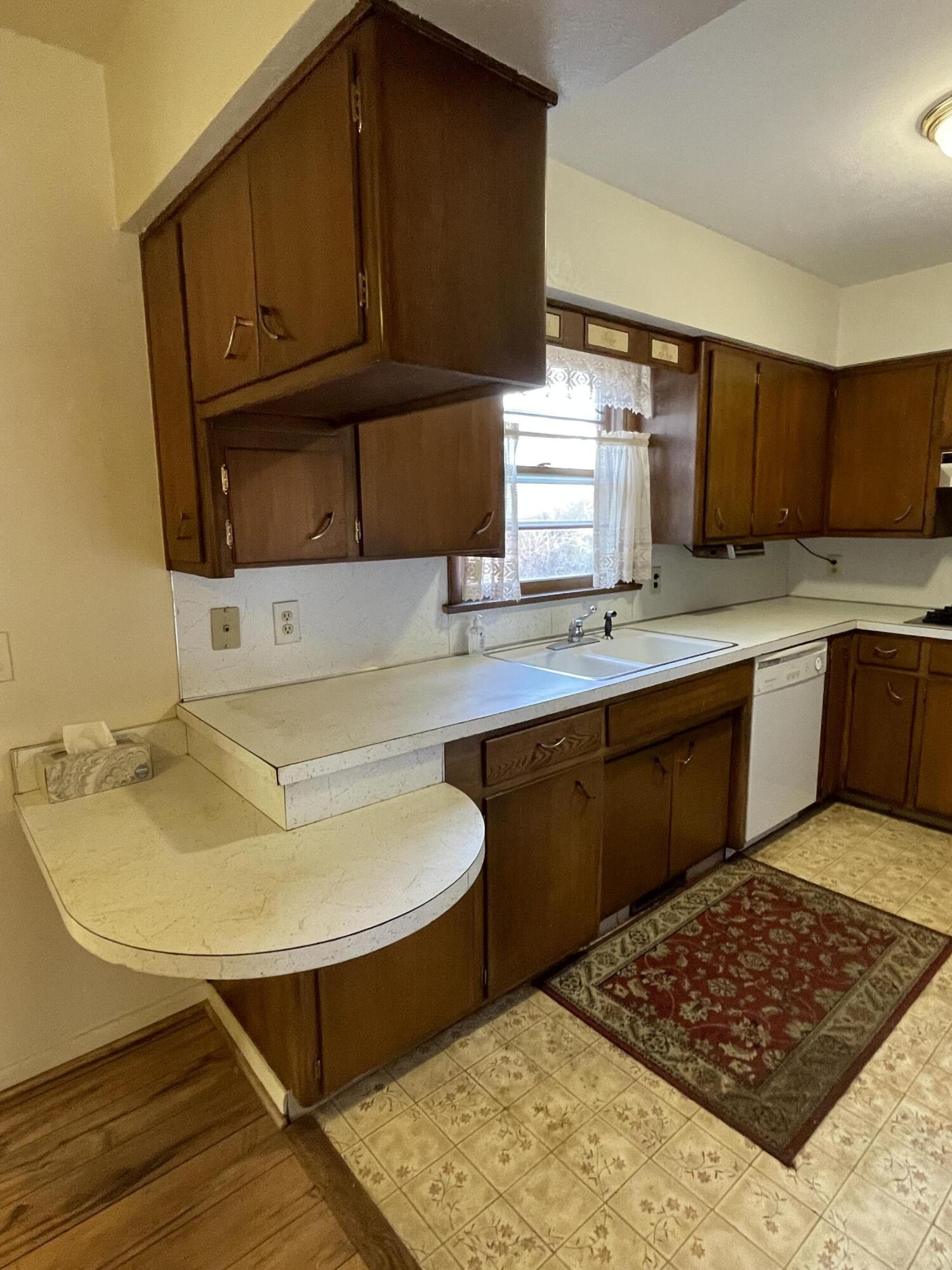 1580 Princeton Road Muskegon, MI 49441 - Photo 8 of 27 Kitchen