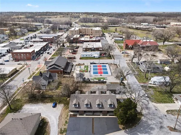 $225,000 | 106 A Smith Street, Smithville, MO 64089