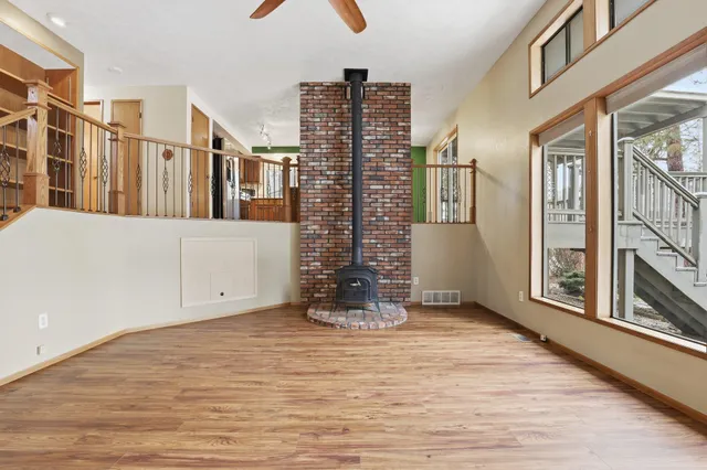 $487,000 | 421 East Glencrest Drive, Spokane, WA 99208