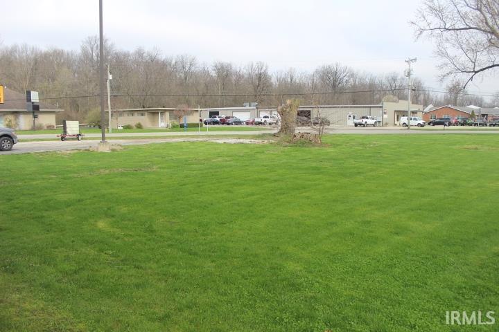 927 West Walnut Street Albany, IN 47320 - Photo 3 of 4