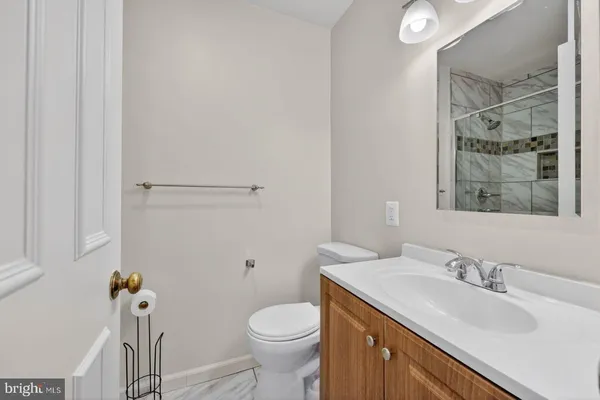 $2,550 | 6903 B Sandra Marie Circle, Unit B, Alexandria, VA 22310