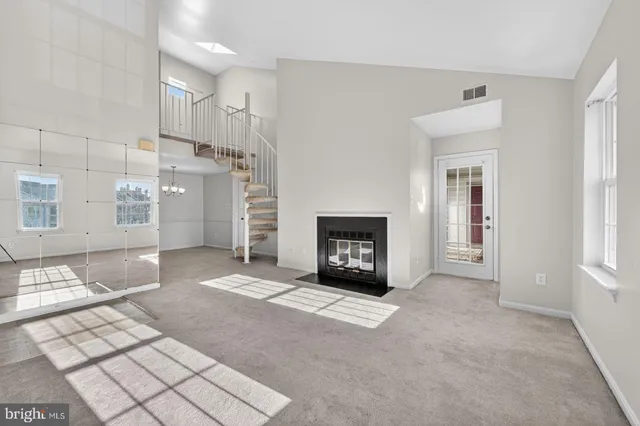 $2,550 | 6903 B Sandra Marie Circle, Unit B, Alexandria, VA 22310