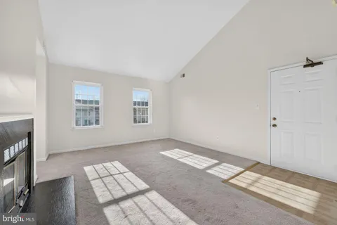 $2,550 | 6903 B Sandra Marie Circle, Unit B, Alexandria, VA 22310