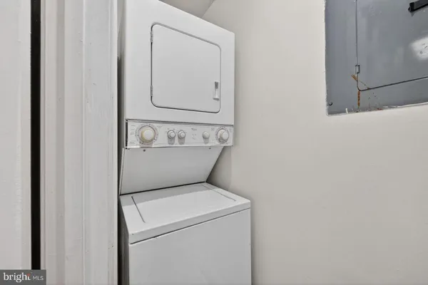 $2,550 | 6903 B Sandra Marie Circle, Unit B, Alexandria, VA 22310