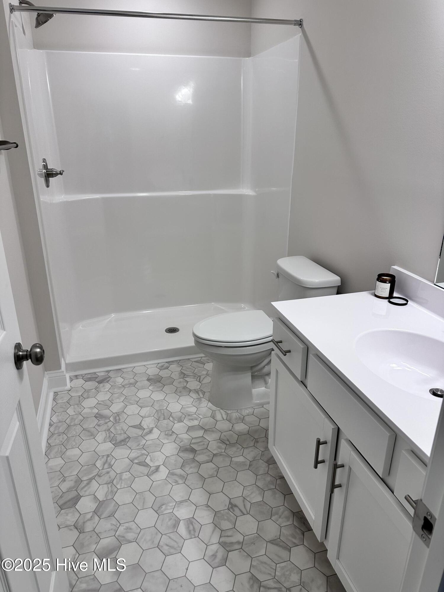 175 Loren Road Hubert, NC 28539 - Photo 19 of 21 15 - Master Bath