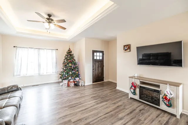 $439,000 | 202 Hollow Tree Circle, Castalian Springs, TN 37031