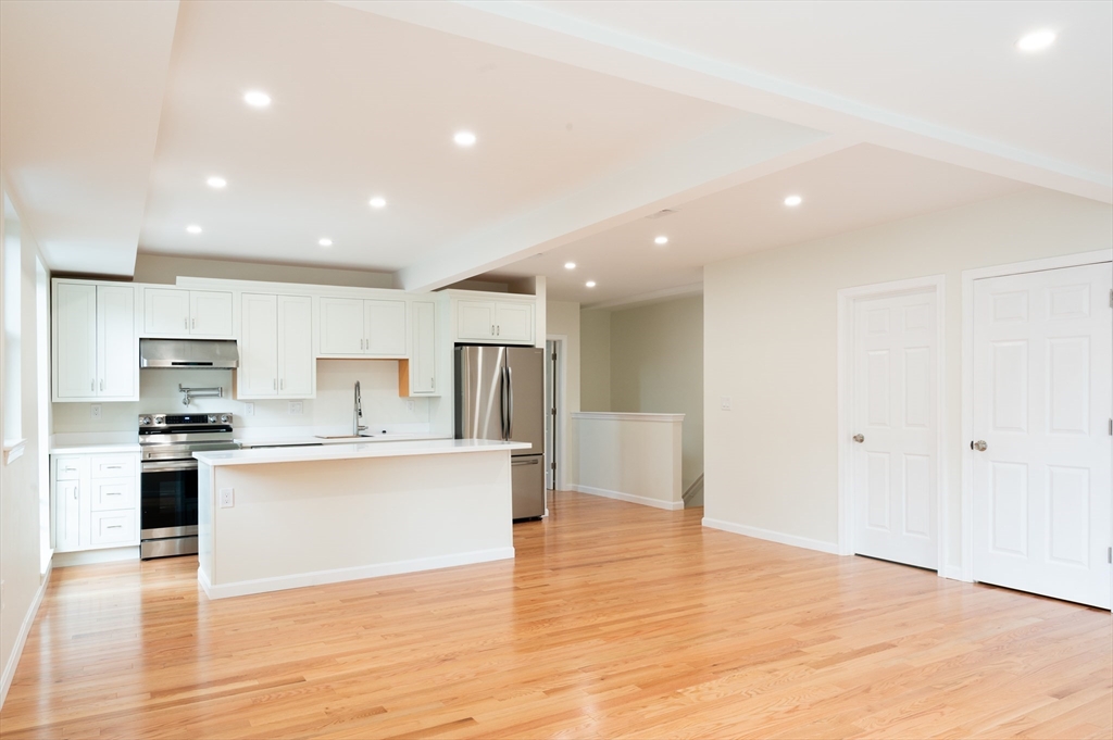 171 Everett Street, Unit 2 Boston, MA 02134 - Photo 11 of 30