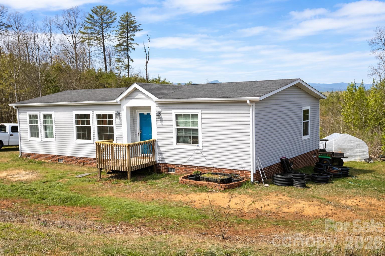 1735 Roy Caldwell Street Morganton, NC 28655 - Photo 1 of 18