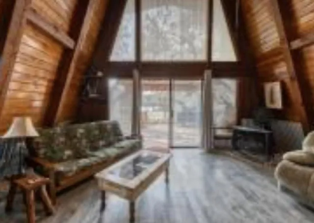 $550,000 | 127 Lake Drive, Camp Wood, TX 78833