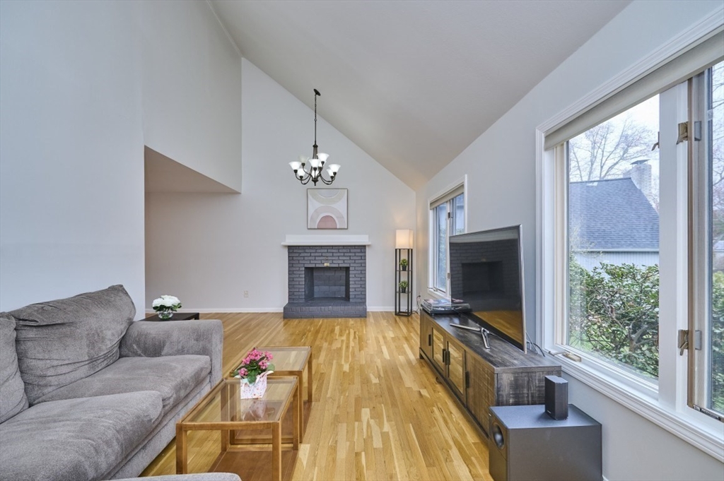 44 Carriage House Path Ashland, MA 01721 - Photo 8 of 35