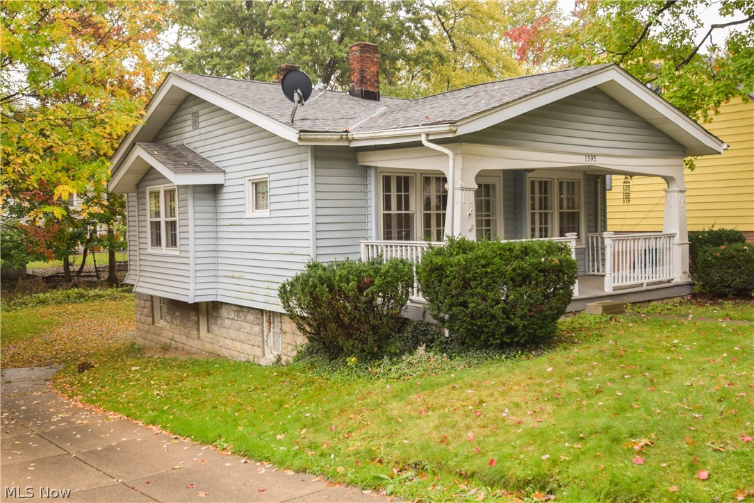1595 Maplegrove Road South Euclid, OH 44121 - Photo 2 of 10