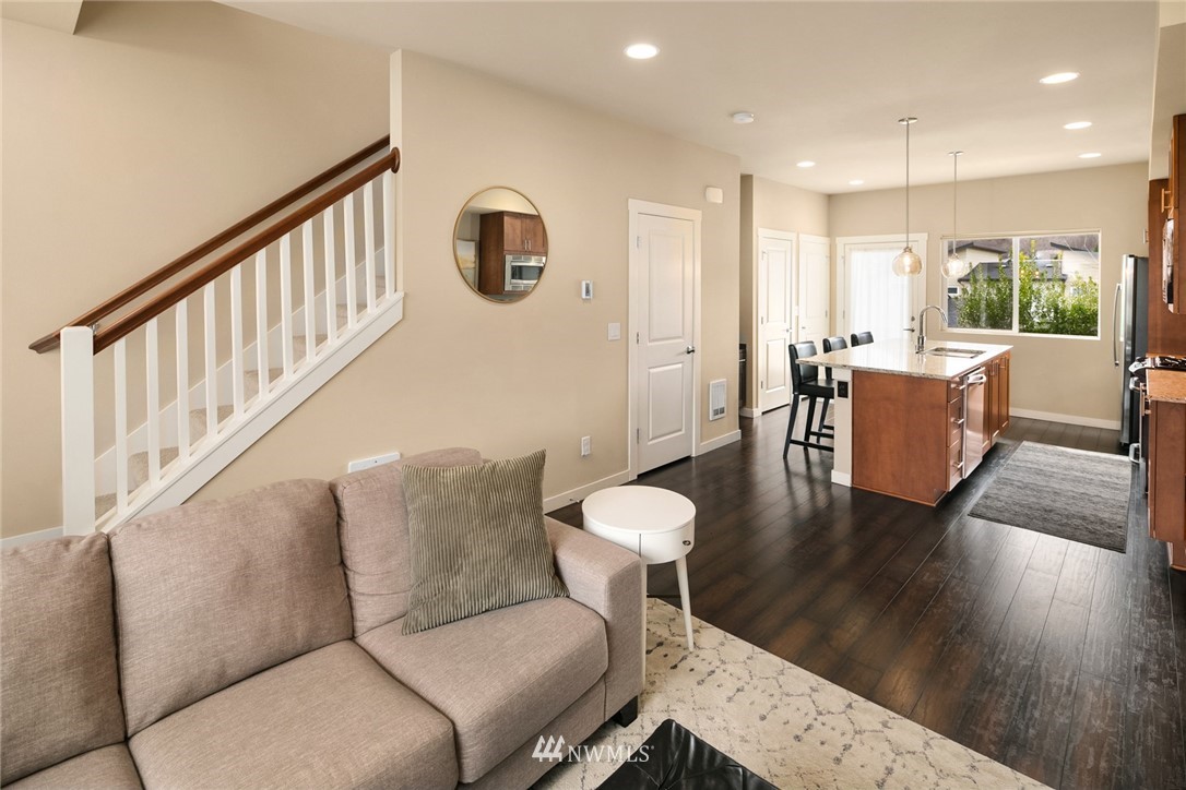 4219 Renton Avenue South Seattle, WA 98108 - Photo 5 of 22
