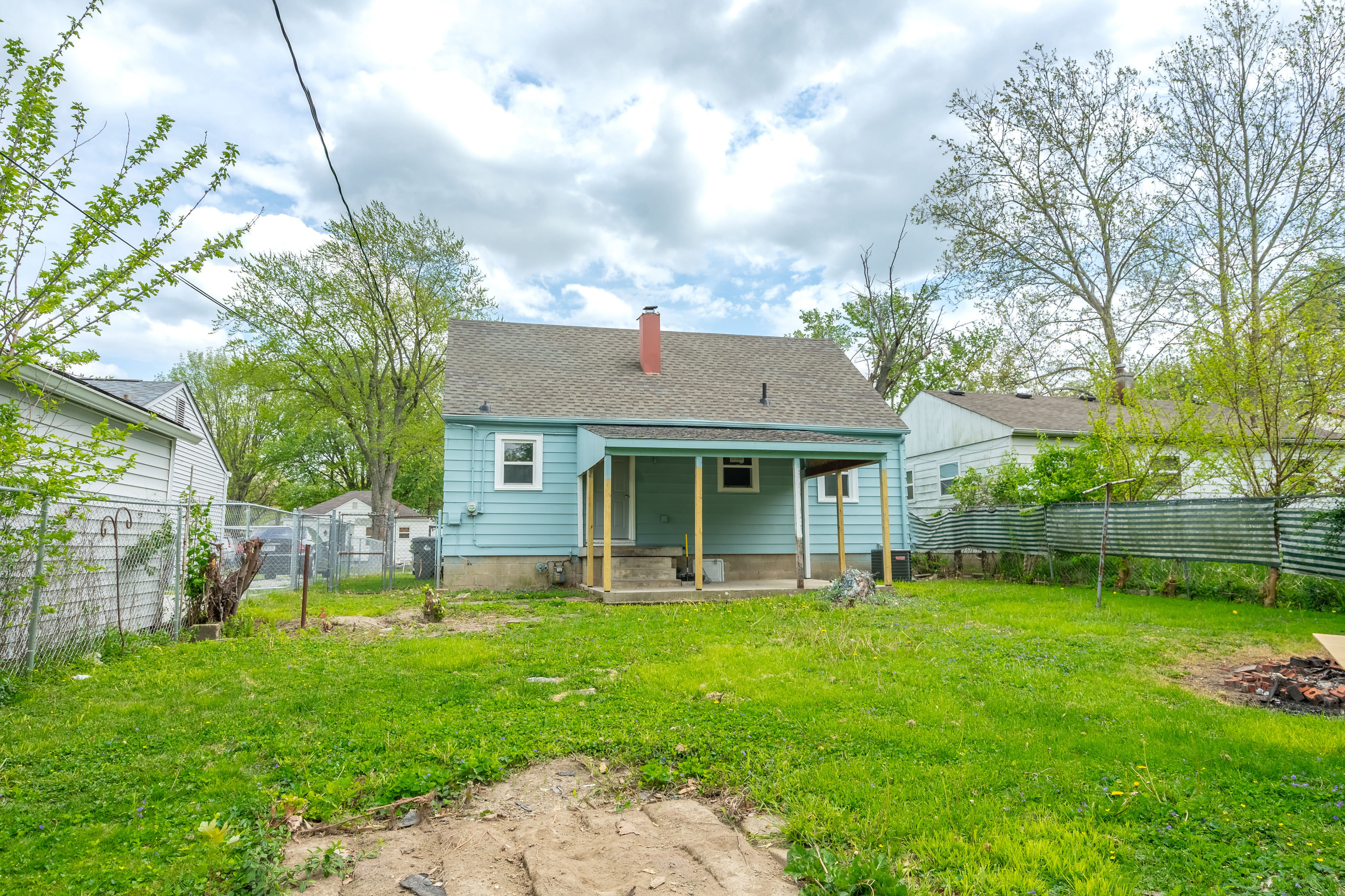 1916 North Riley Avenue Indianapolis, IN 46218 - Photo 25 of 26 Gallery Image 25