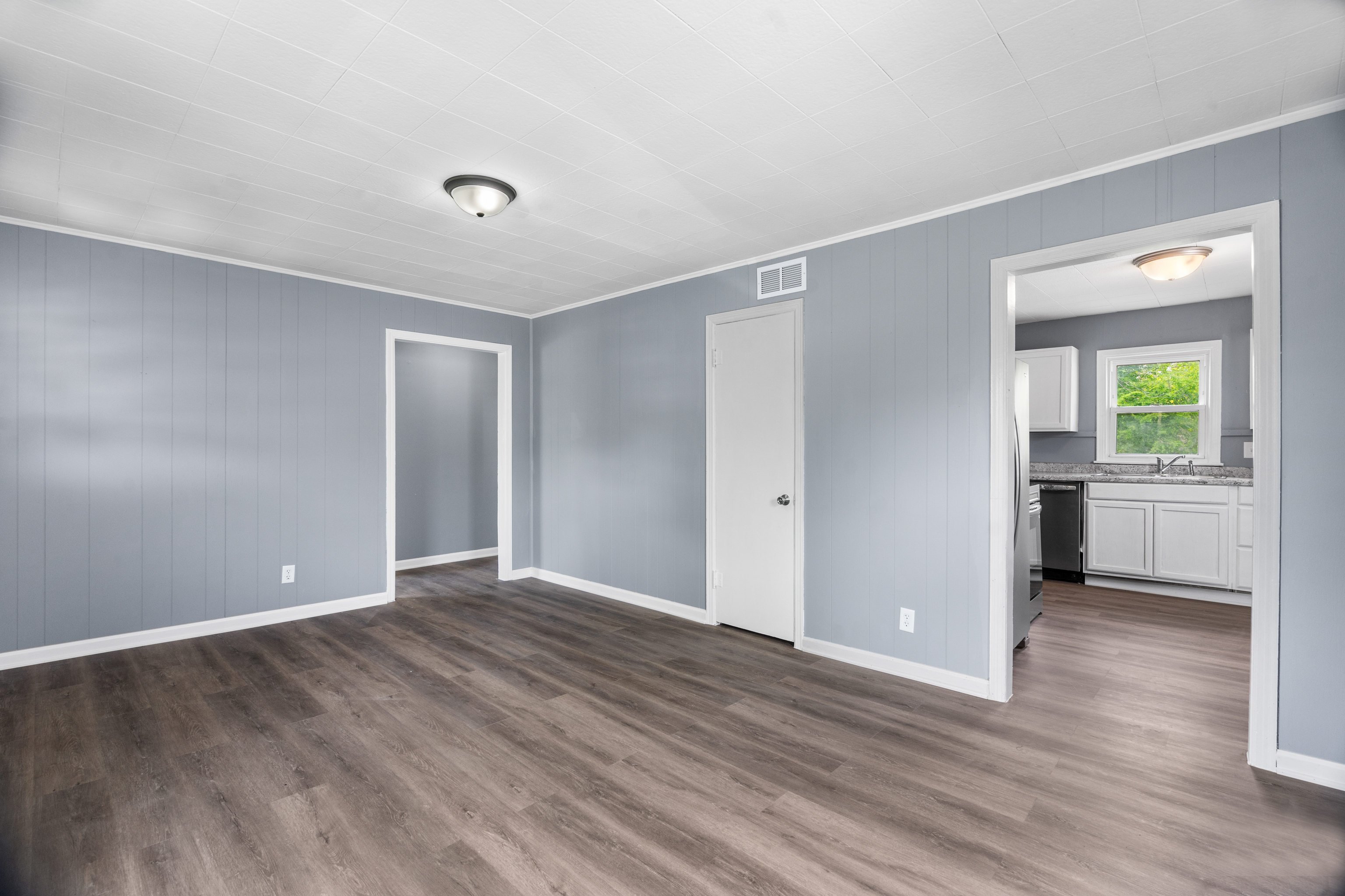1916 North Riley Avenue Indianapolis, IN 46218 - Photo 3 of 26 Gallery Image 3