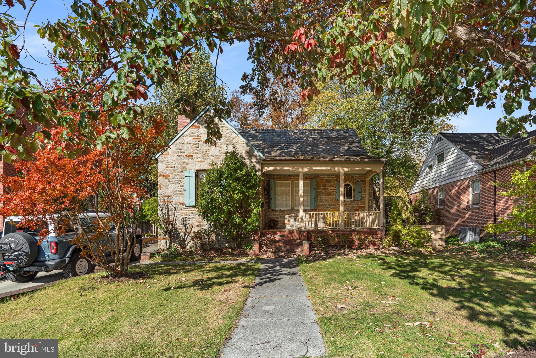 664 Regester Avenue Baltimore, MD 21212 - Photo 32 of 42 a front view of a house with garden