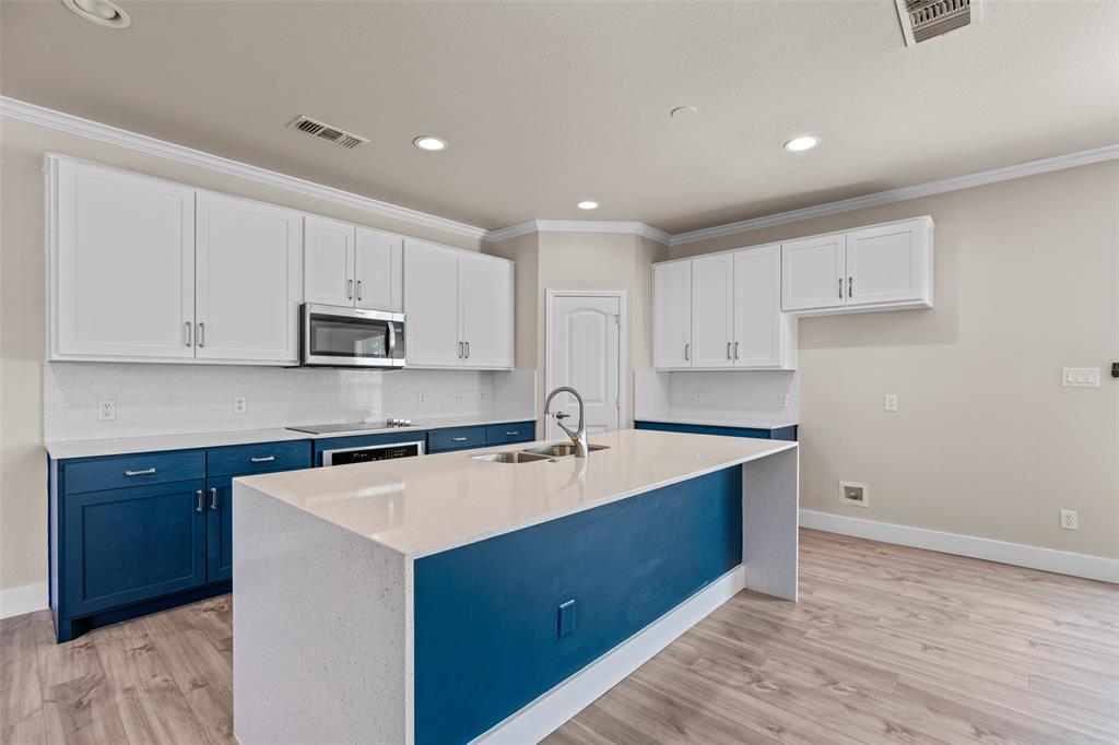 4417 Gennaro Street Dallas, TX 75204 - Photo 12 of 34
